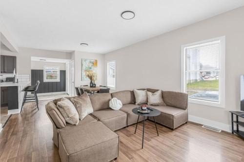 Grand Rapids Maison | Charming Home Near Heart Of Downtown Sleeps 12