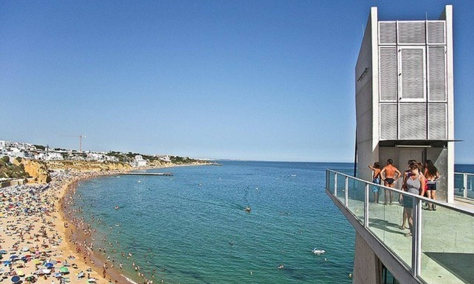 Peneco Beach Maison | Charmante MAiSON en BORD de MER à 20 Mètres DE LA PLAGE AVEC JARDiN