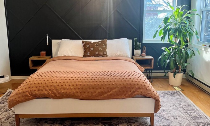 Hull Maison | Charming House, 5 Minutes to Chelsea & 10 Minutes from Ottawa Byward Market