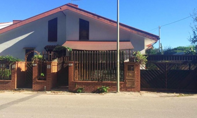 Laura Maison | Charming house in Laura with fenced garden