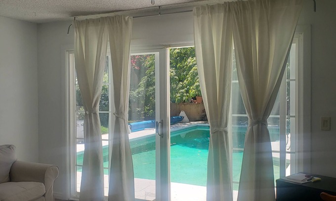 Chatsworth Maison | Charming house in marvelous Los Angeles with WiFi and AC