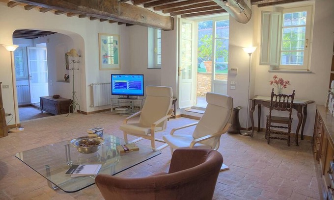Querceta Maison | Charming villa - FORTE DEI MARMI - 3 bedrooms 6 sleeps