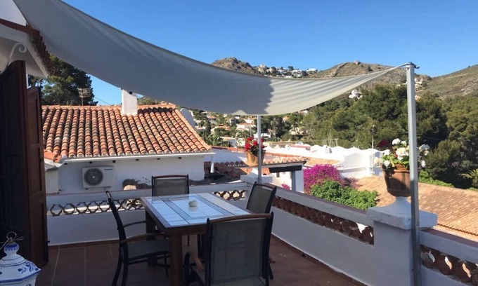 El Portet Chalet De Ski | Charmante maison, récemment rénové Portet beach