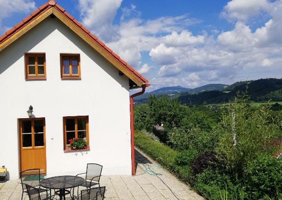 Frydstejn Maison | charming house with beautiful landscape