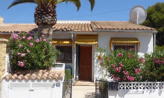 Bell Horizo Maison | Maison soignée avec jardin pour 4 pers. Climatisé. Offres spéciales!