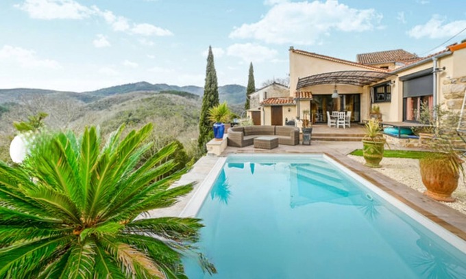 Saint-Paul-la-Coste Maison | Maison de charme avec piscine à débordement dans les Cévennes.