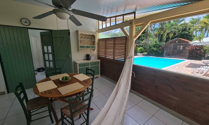 Dampierre Maison | CHARMANTE MAISON AVEC PISCINE A 5 MINUTES DE LA PLAGE!