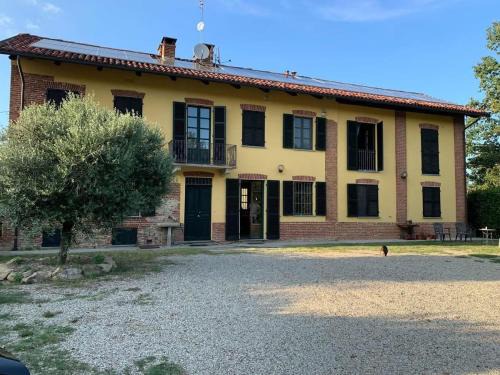 Cantarana Maison | Charming Italian Home sleeps 6 Cantarana