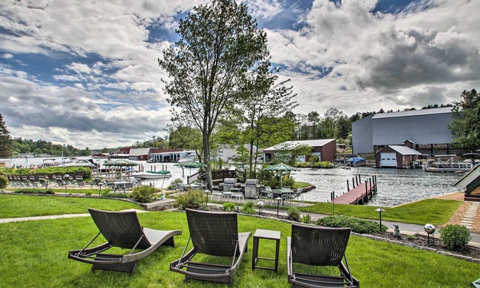 Laconia Cabine | Charming Laconia Cottage: Walk to Weirs Beach