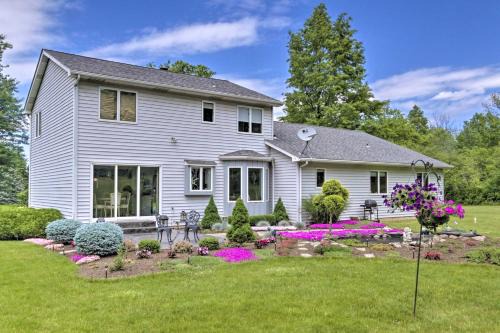 Lewiston Appartement | Charming Lewiston Apt 10 Miles to Niagara Falls!