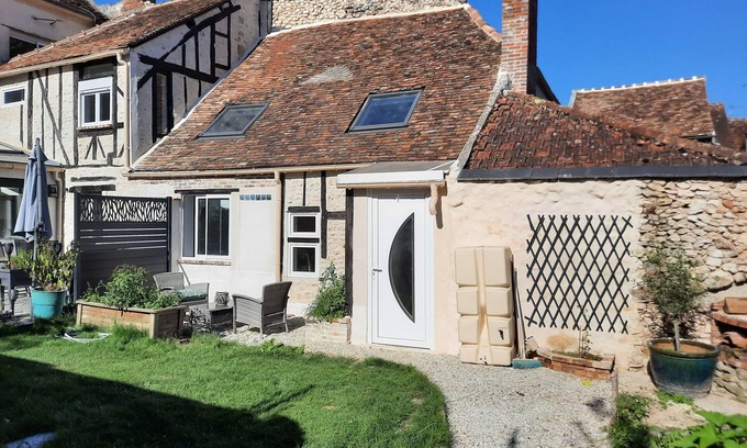 Donnemarie-Dontilly Maison | Petite maison de charme en centre ville
