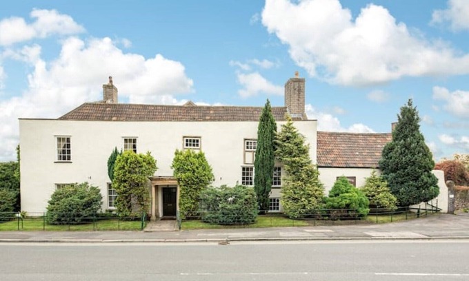 Cross Maison | Charming listed historic country house 3 miles from Cheddar Gorge