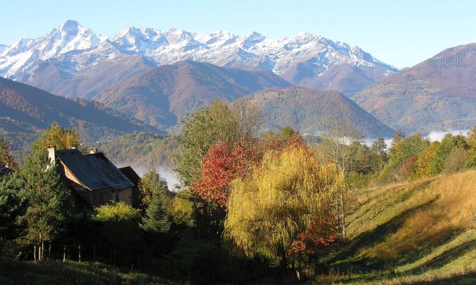 Oust Maison | Maison de montagne de charme avec vue grandiose sur le Mont Valier