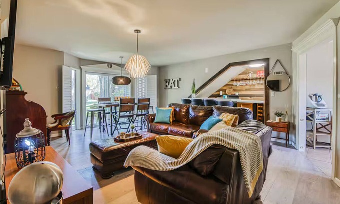 El Paso Copropriété | Charming Oasis Apartment