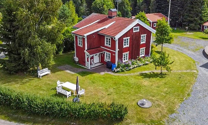Svarta Maison | 4 chambres hébergement à Svartå