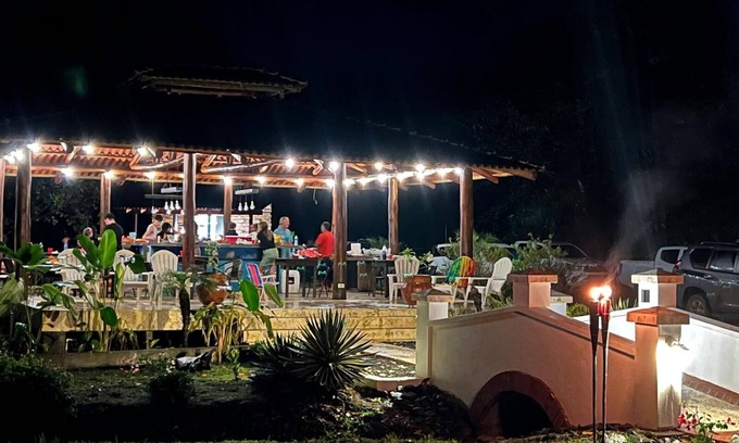 Veraguas Maison | Charming 2-bedroom house in Los Islotes community with beach access