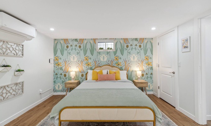 Alamo Placita Appartement | Charming Parisian studio in Denver, Colorado