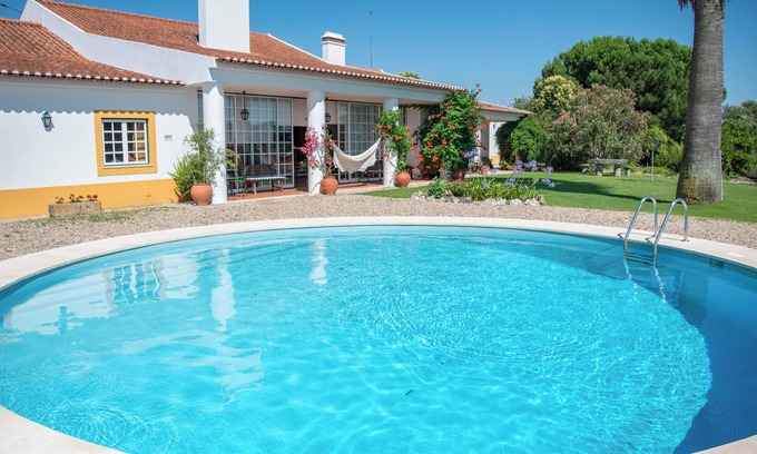Santarem Maison | Charming peaceful beautiful house in a small village, only one hour from Lisbon.