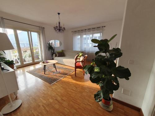 Pedrinate Appartement | Charming Penthouse near Como lake