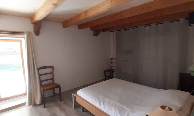 Varaire Maison | Charmante grange quercynoise du milieu du XIXème siècle 10 personnes