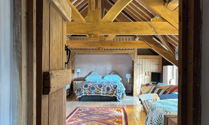Weston-on-the-Green Autre | Charming, rustic self-contained Farmhouse Annexe near Oxford