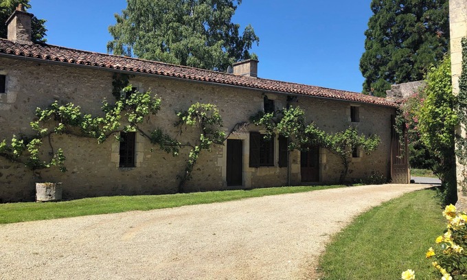 Nouaille-Maupertuis Maison | Charming restored house 120m2 in listed Priory