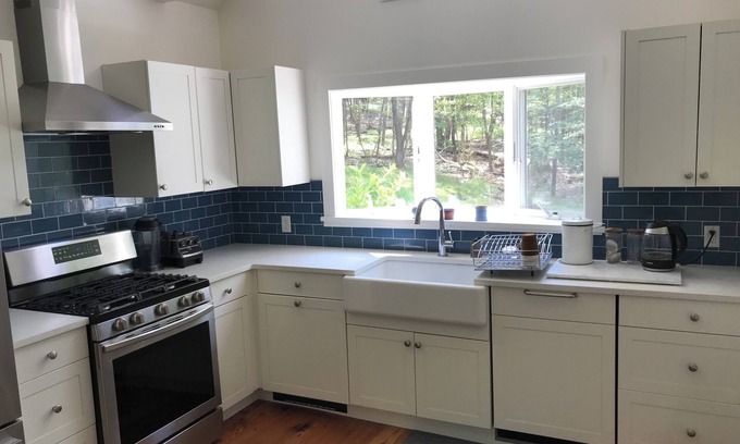 Copake Maison | Charming recently renovated 19th century farmhouse