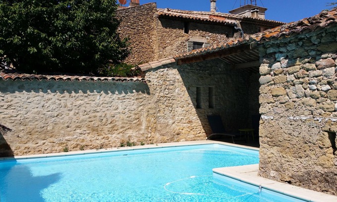 Puyvert Maison | Bergerie de charme à quelques minutes de Lourmarin avec piscine et A/C