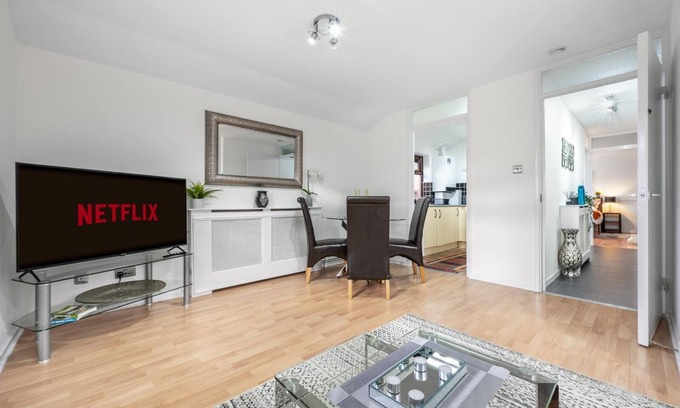 Waltham Cross Appartement | Charming Retreat in Waltham Cross