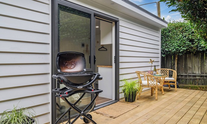 Springfield Cabine | Charming Rotorua Cabin Relaxation Amidst Stunning Landscapes!