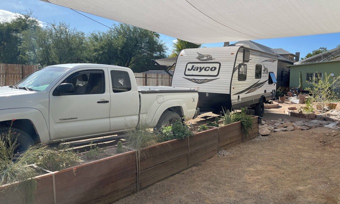 Armory Park Location De VR | Charming RV space with full hookups in delightful Downtown Tucson with WiFi