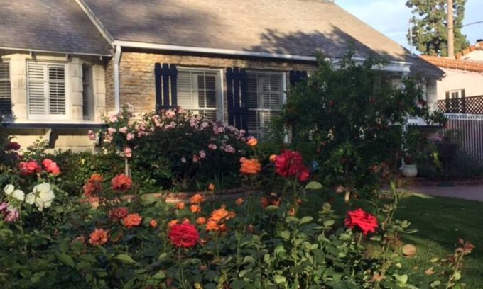 Studio City Maison | Charming secluded and gated 1-bedroom guesthouse in lovely Studio City