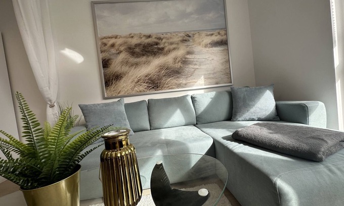 Mitte Appartement | "Charming SEESTERN Apartment: Your Perfect Getaway in Rostock!"