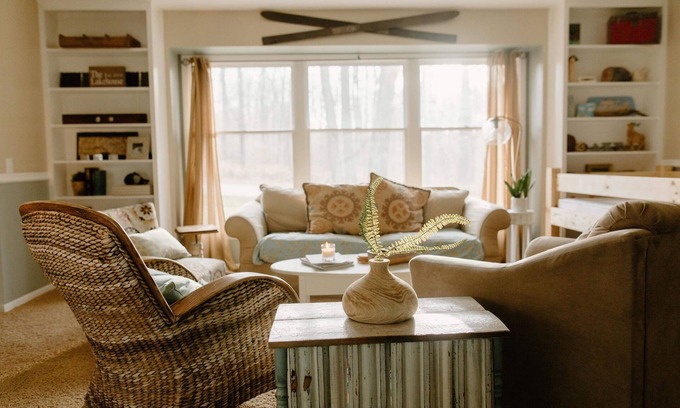 Plainwell Maison | Charming Serenity: A Cozy and Spacious Lake House Retreat Near Kalamazoo, MI.