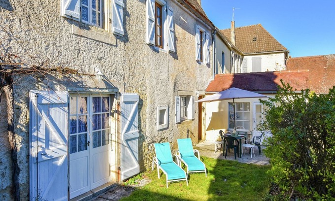 Montfaucon Maison | Belle maison de vacances près de la forêt