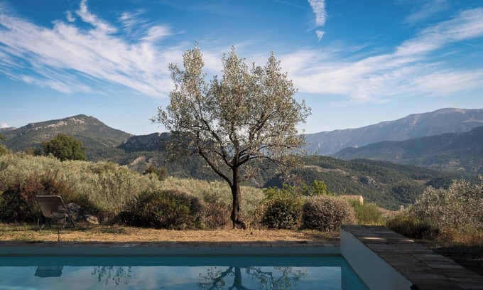 Buis-les-Baronnies Maison | Charming Stone House set in its own olive grove, with large pool & amazing views