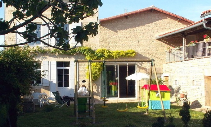 Villefagnan Cottage | Maison de caractère avec jardin, terrasse et équipements famille - Proche plan d'eau et forêt