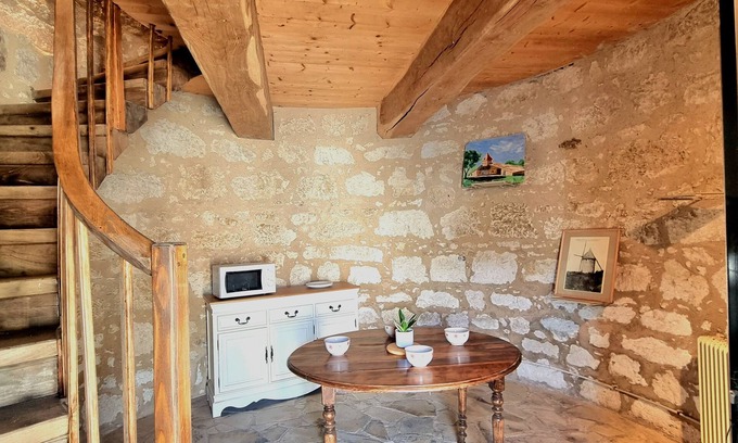 Castera-Bouzet Maison | Chaleureux moulin en pierre avec sa maison attenante