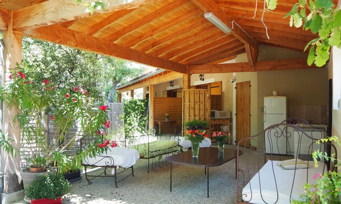 Venasque Cottage | Charmant studio pour une Escapade en Ventoux