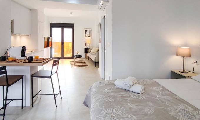 El Molinillo Appartement | Charming studio in Malaga center by Sharing Co.