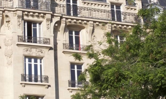 12th Arrondissement Appartement | Grand studio de charme avec vue