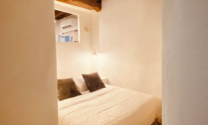 Bastia Appartement | Charming studio in the historic Citadelle district of Bastia