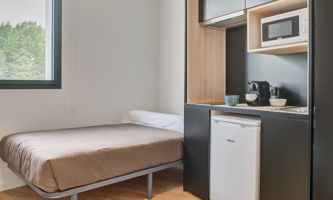 Milagrosa Appartement | Charming Studio with High-Speed Wi-Fi in Pamplona
