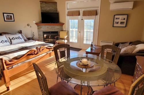 Piedmont Appartement | Charming studio with kitchen St-Sauveur