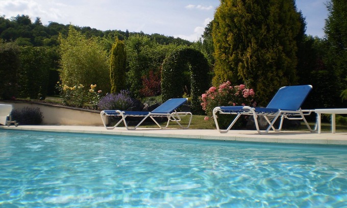 Joinville Appartement | Charming studio with mezzanine. heated swimming pool