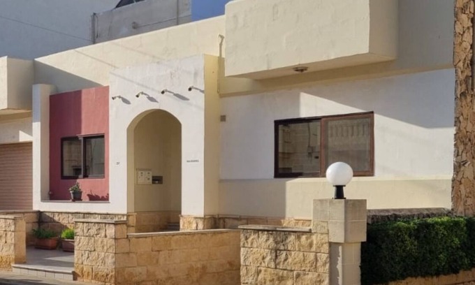 Zabbar Appartement | Charming studio with AC and WiFi in wonderful Ħaż-Żabbar