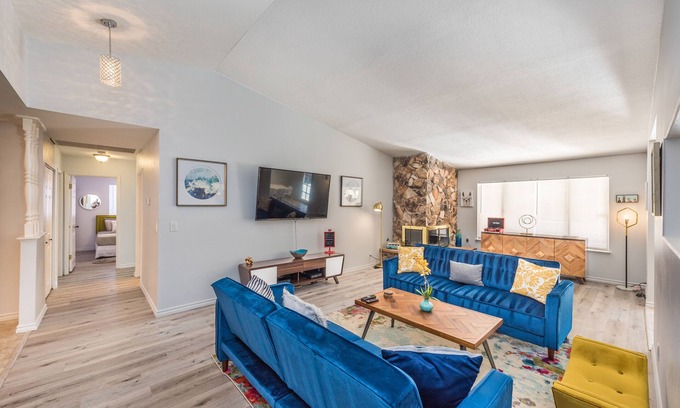Green Valley North Maison | Maison charmante et élégante pouvant accueillir 10 personnes!