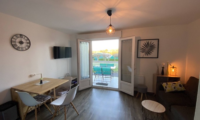 La Roche-Posay Appartement | Charmant T2 avec terrasse proche des Thermes du Connétable, Wi-Fi, lave-vaisselle