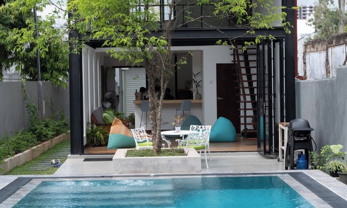 Pamankada East Chalet De Ski | Charming tiny home in Colombo, Sri Lanka with private swimming pool
