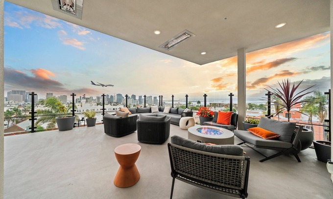 Bankers Hill Appartement | Charming Top Floor Gem City Ocean Views in fabulous Bankers Hill, San Diego